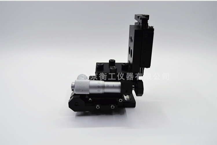 衡工三維平移臺(tái),HGAM302三維平移臺(tái)高精度精密平移臺(tái),衡工HGAM302三維手動(dòng)平移臺(tái),X.Y.Z三軸平移,多自由度組合平移臺(tái)